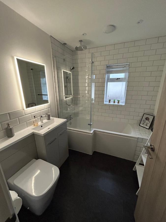 Garreg Fawr Trearddur Bay - Ty Melyn Villa ภายนอก รูปภาพ